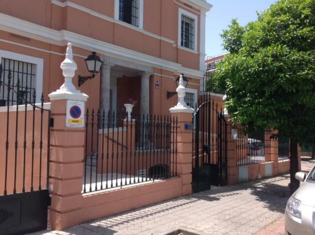 Colegio Mayor Careu - Women Only - University Community إشبيلية المظهر الخارجي الصورة