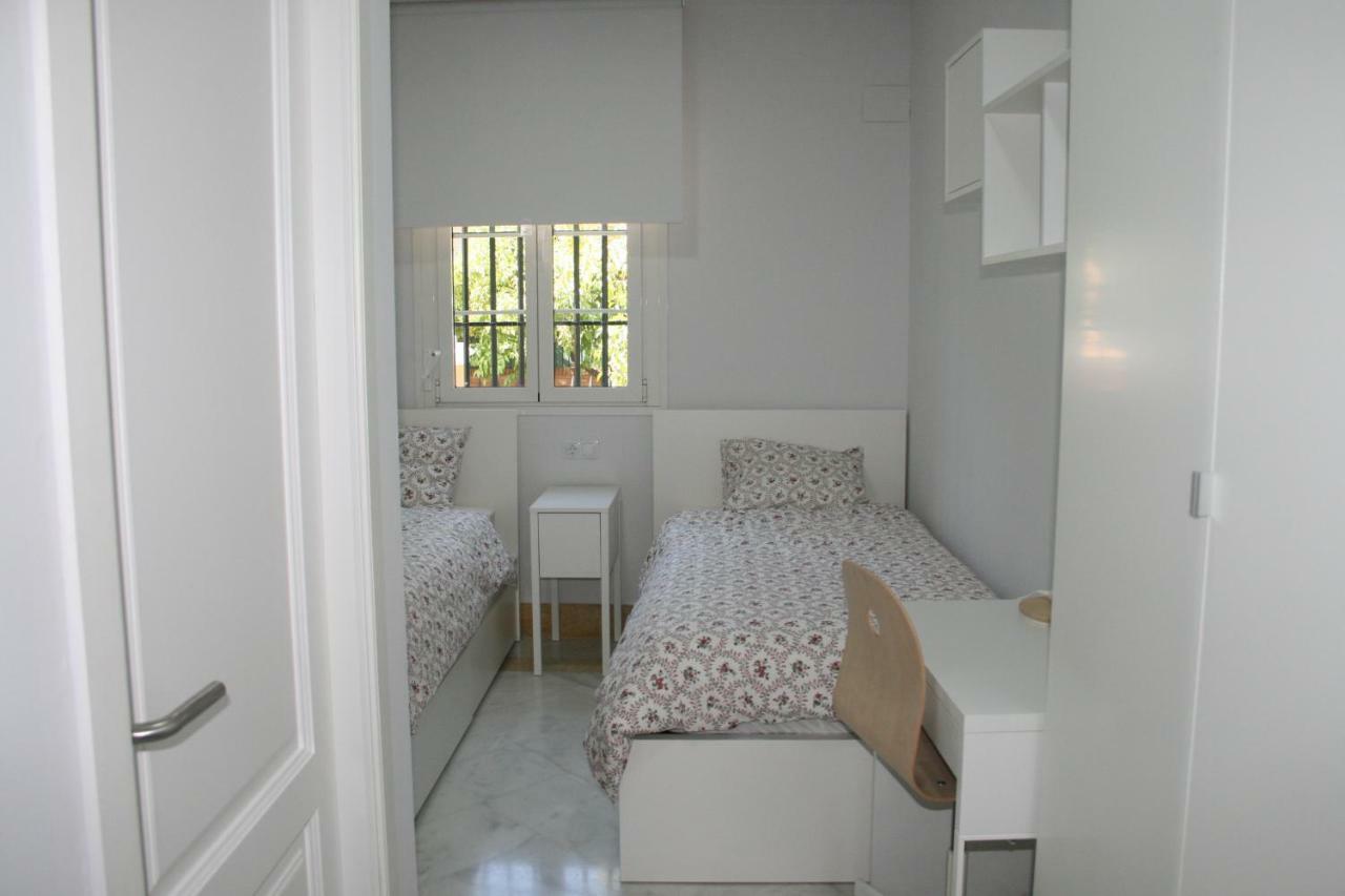 Colegio Mayor Careu - Women Only - University Community إشبيلية المظهر الخارجي الصورة