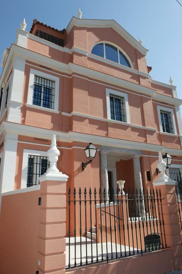 Colegio Mayor Careu - Women Only - University Community إشبيلية المظهر الخارجي الصورة
